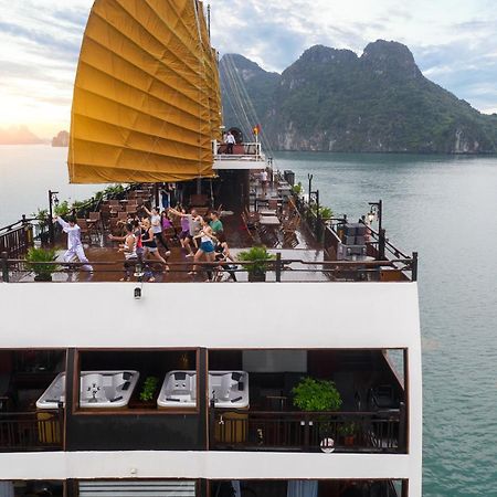 Hotel La Regina Legend Cruise Hạ Long Exterior foto